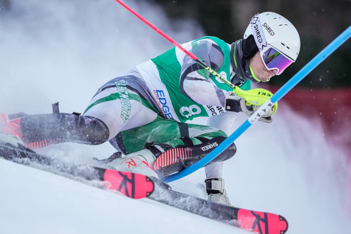 Kalle Wagner skiing slalom
