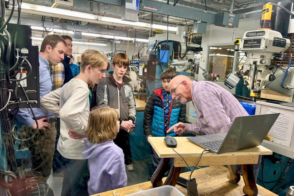 Dartmouth Engineering professor speaks with children and families