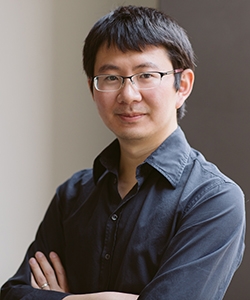 Professor of Chemistry Chenfeng Ke